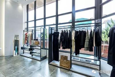 這所中國大學(xué)開設(shè)服裝專賣店，實踐育人培養(yǎng)零售與批發(fā)人才